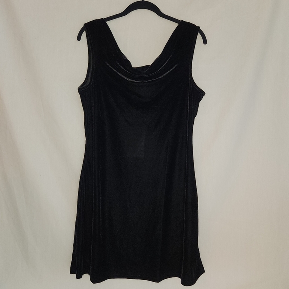 Sedge Black Velvet Sleeveless Dress. Size M  WhimsyGoth  Witchy Goth Holiday NWT - Picture 3 of 10